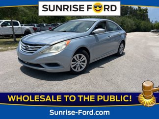 Used 2011 Hyundai Sonata GLS image 1