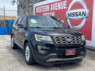 Used 2017 Ford Explorer XLT w/ Equipment Group 202A image 1