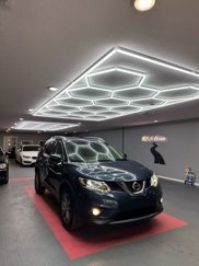 Used 2015 Nissan Rogue SL w/ SL Premium Package image 1