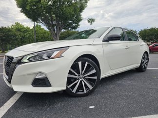 Used 2020 Nissan Altima 2.5 SR w/ Premium Package image 1