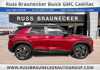 Used 2025 Chevrolet TrailBlazer RS w/ Driver Confidence Package image 1