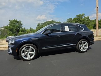 Certified 2022 Bentley Bentayga image 1