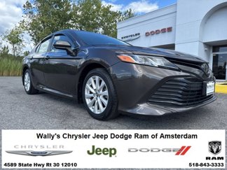 Used 2018 Toyota Camry L image 1