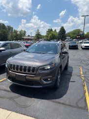 Used 2019 Jeep Cherokee Limited image 1