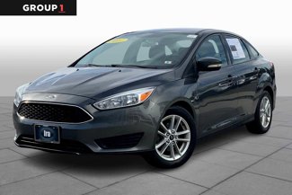 Used 2017 Ford Focus SE image 1