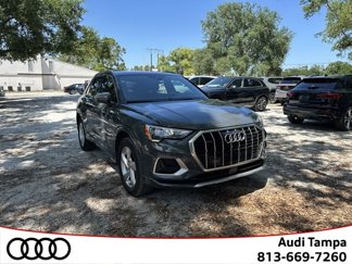 Used 2020 Audi Q3 2.0T Premium image 1