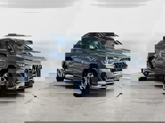 New 2025 Audi Q3 2.0T Premium Plus image 1