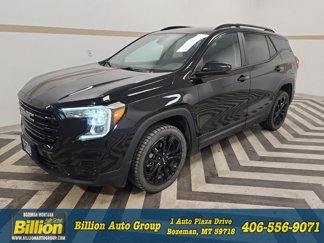 Used 2022 GMC Terrain SLE w/ Driver Convenience Package image 1