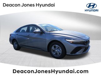New 2025 Hyundai Elantra SE image 1