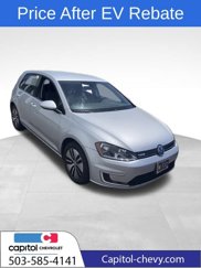 Used 2016 Volkswagen e-Golf SE image 1