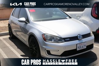 Used 2016 Volkswagen e-Golf SE image 1