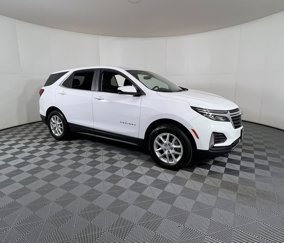Used 2023 Chevrolet Equinox LT image 1