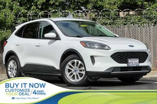 Used 2021 Ford Escape SE image 1