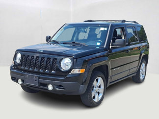 Used 2014 Jeep Patriot Latitude w/ Sun/Sound Group image 1