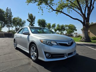 Used 2014 Toyota Camry SE image 1