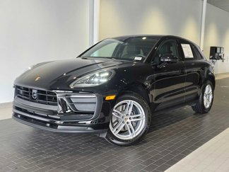 Used 2025 Porsche Macan image 1