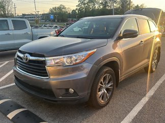 Used 2015 Toyota Highlander XLE image 1