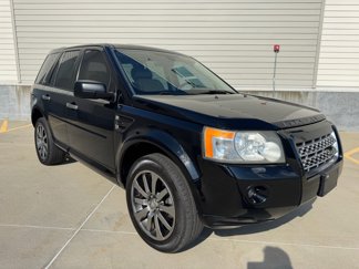Used 2008 Land Rover LR2 HSE image 1