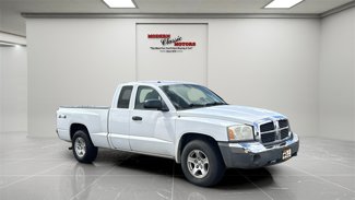 Used 2005 Dodge Dakota SLT w/ Trailer Tow Group image 1