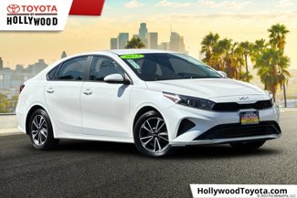 Used 2023 Kia Forte LXS video 1