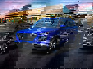 New 2025 Hyundai Venue SEL image 1