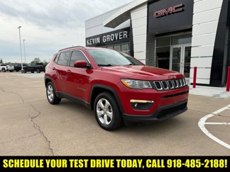 Used 2019 Jeep Compass Latitude w/ Cold Weather Group image 1