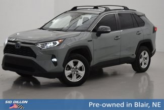 Used 2021 Toyota RAV4 XLE image 1