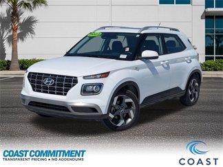 Used 2023 Hyundai Venue SEL image 1