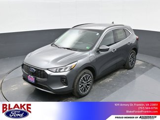 New 2025 Ford Escape SE image 1