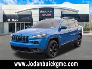 Used 2018 Jeep Cherokee Latitude w/ Altitude Package image 1