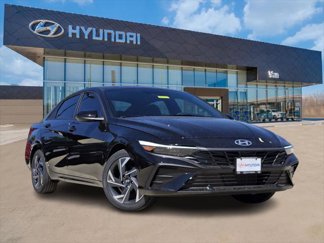 New 2025 Hyundai Elantra Sport image 1