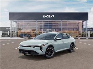 New 2025 Kia K4 EX image 1