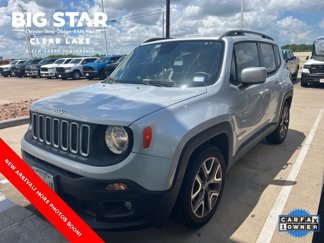 Used 2018 Jeep Renegade Latitude image 1