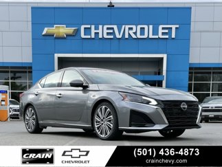 Used 2023 Nissan Altima 2.5 SL image 1