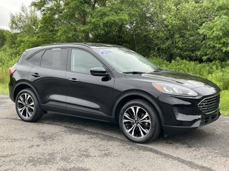 Used 2022 Ford Escape SE w/ SE Sport Appearance Package image 1