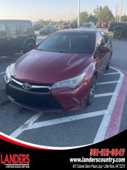 Used 2017 Toyota Camry XSE image 1