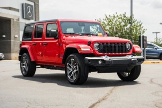 Used 2024 Jeep Wrangler Unlimited image 1