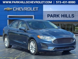 Used 2019 Ford Fusion SE image 1