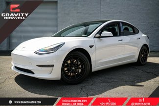 Used 2021 Tesla Model 3 Standard Range Plus image 1