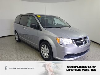 Used 2014 Dodge Grand Caravan SE image 1