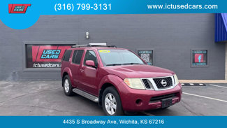 Used 2008 Nissan Pathfinder SE image 1
