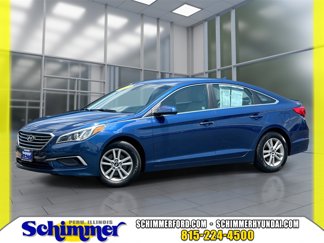 Used 2017 Hyundai Sonata SE image 1
