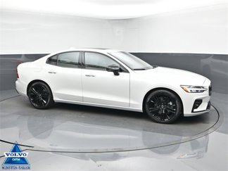 Used 2024 Volvo S60 B5 Plus image 1