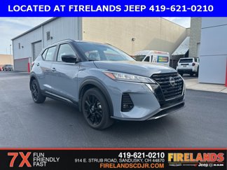 Used 2023 Nissan Kicks SR image 1