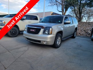 Used 2013 GMC Yukon XL SLT image 1