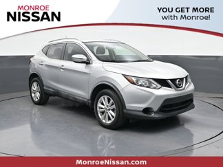 Used 2017 Nissan Rogue Sport SV image 1