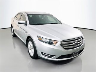 Used 2017 Ford Taurus SEL image 1