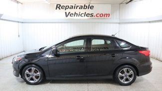 Used 2018 Ford Focus SE w/ SE Appearance Package image 1