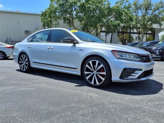 Used 2018 Volkswagen Passat 3.6 image 1