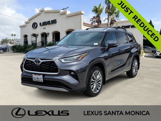 Used 2021 Toyota Highlander Platinum image 1